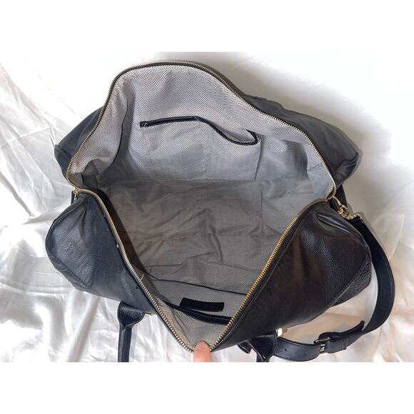 Steve Madden-Weekender Bag-Brand New with Tags-Black - Picture 2 of 4